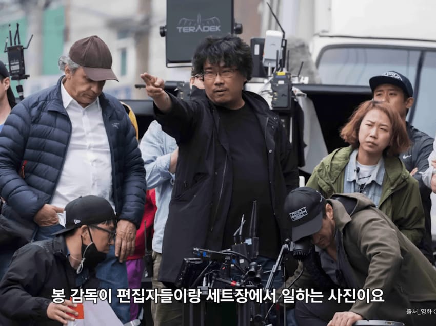 조지 밀러 감독이 봉준호 감독한테 배운거.jpg