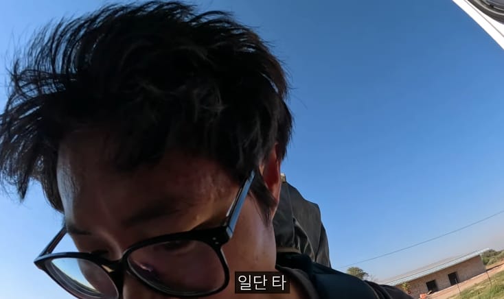 현지인이 히치하이킹해도 된다고 먼저 권하는 아프리카 국가.jpg