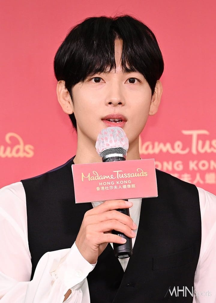 임시완 밀랍인형 공개 행사장 사진
