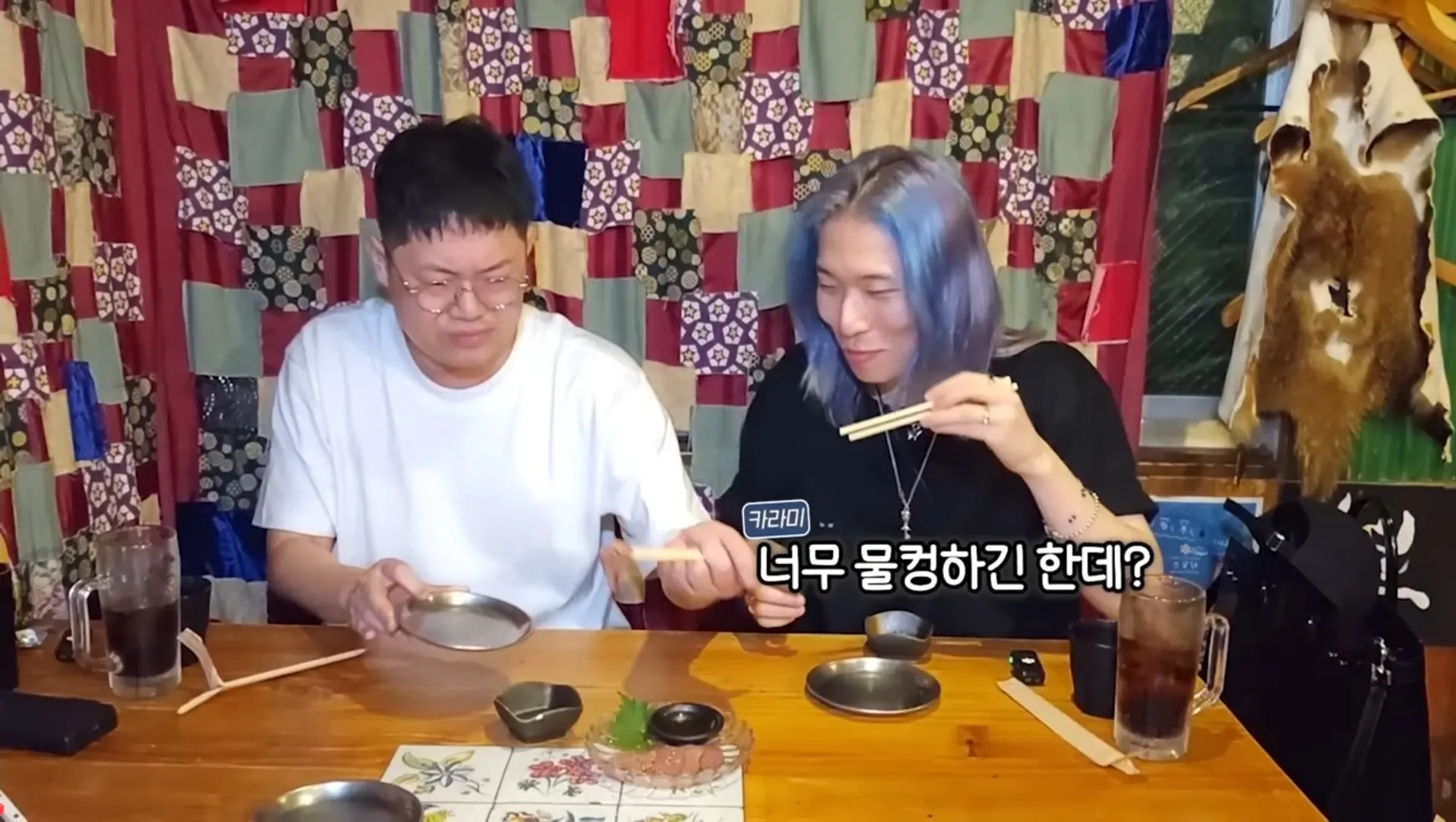 🐴)약혐)인방) 감스트가 일본 괴식 전문점에서 먹은 괴식들