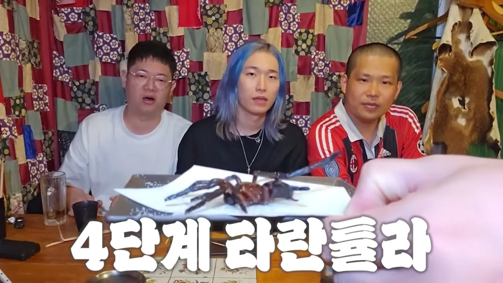 🐴)약혐)인방) 감스트가 일본 괴식 전문점에서 먹은 괴식들