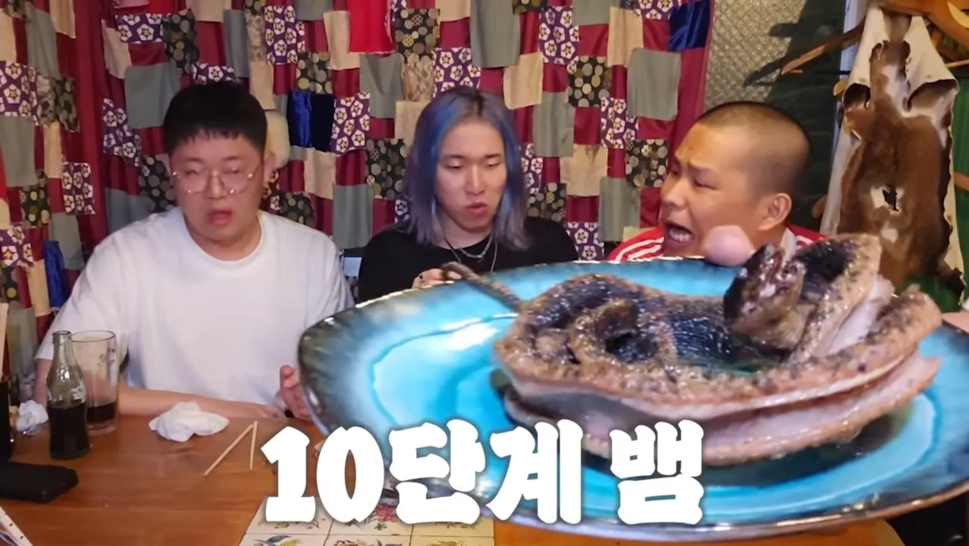 🐴)약혐)인방) 감스트가 일본 괴식 전문점에서 먹은 괴식들