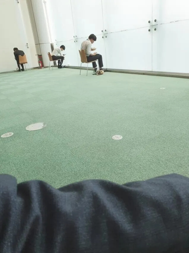 펌)어느 일본 회사의 혼밥문화ㄷㄷㄷ