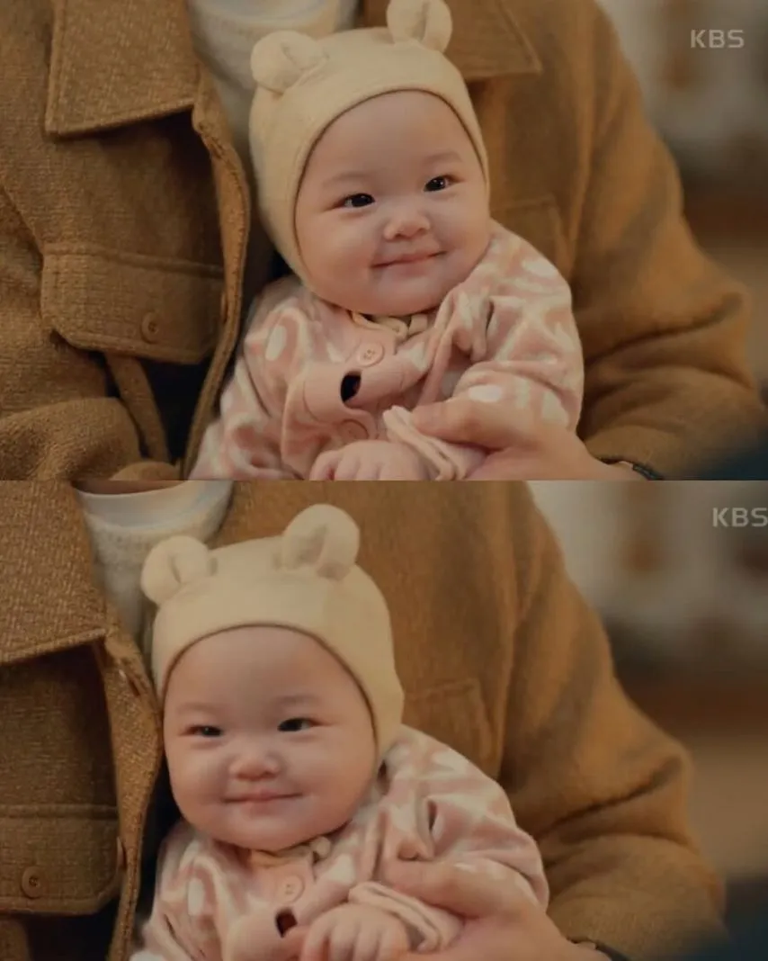 드라마인데 연기 아니고 찐으로 귀여워 하는것 같음