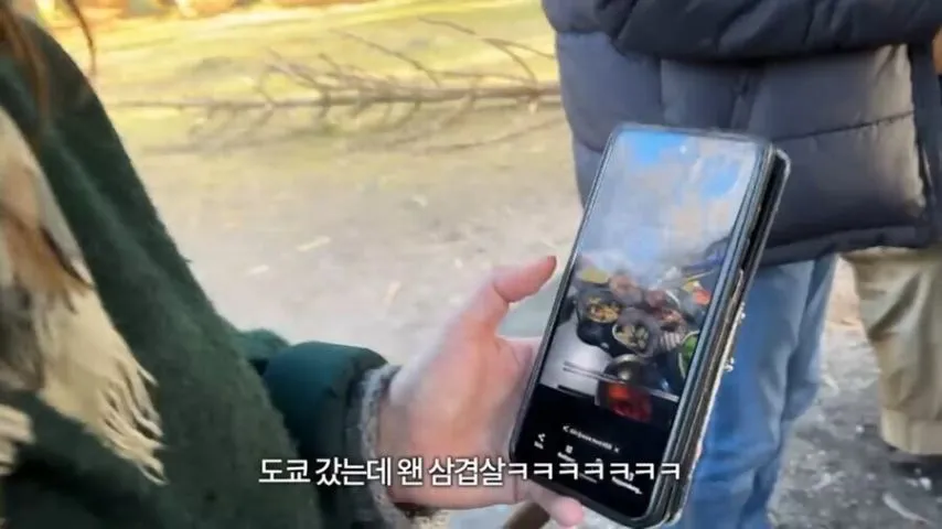 일본 갔다온 스웨덴 시누이가 자랑스럽게 보여준 후기짤들