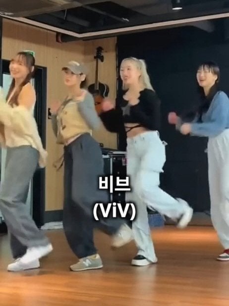 데뷔 1년차 걸그룹 모음