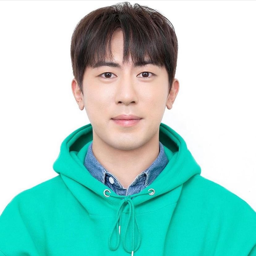 해외나가면 이미그레이션에서 자꾸걸린다는 김원훈 여권사진.jpg