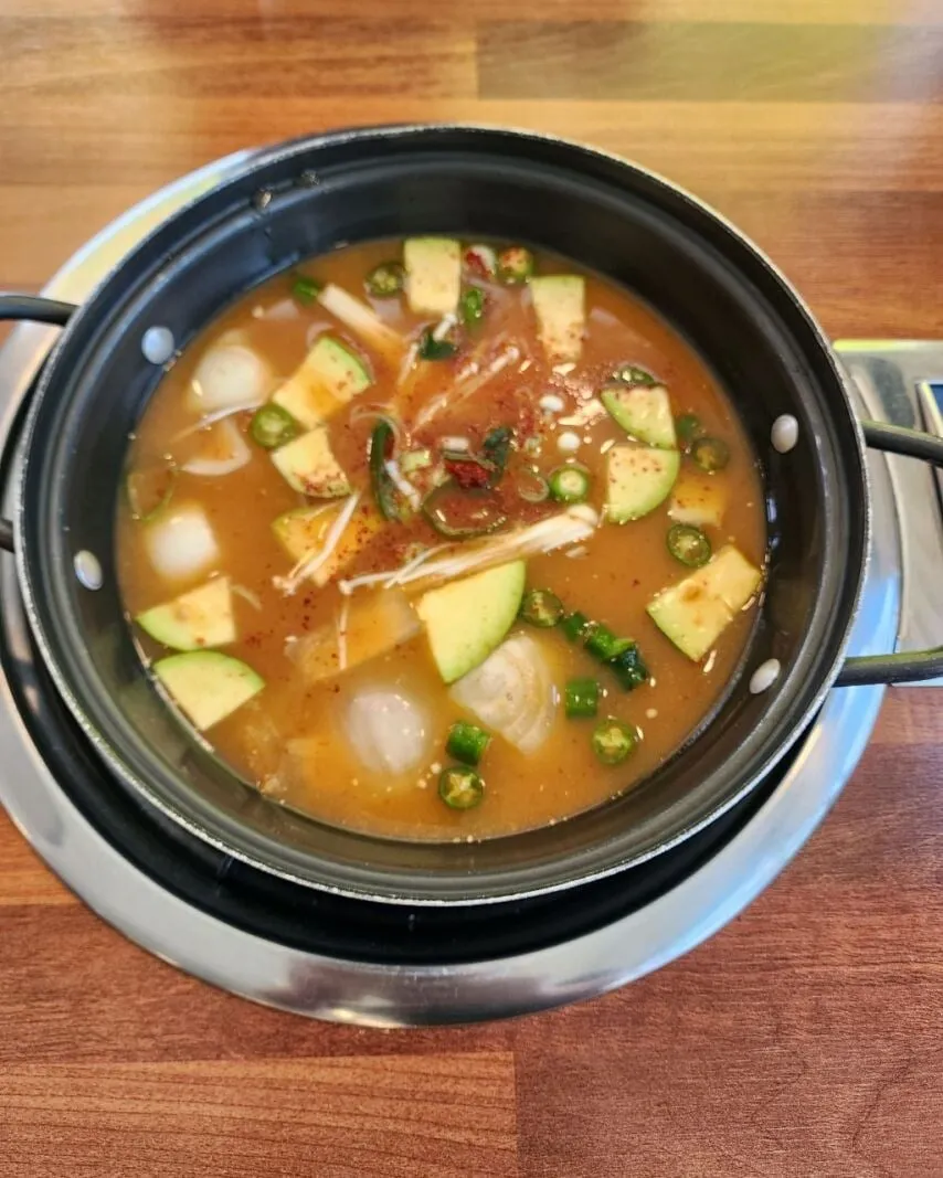 만원짜리 된장찌개 메뉴 하나만 파는 식당