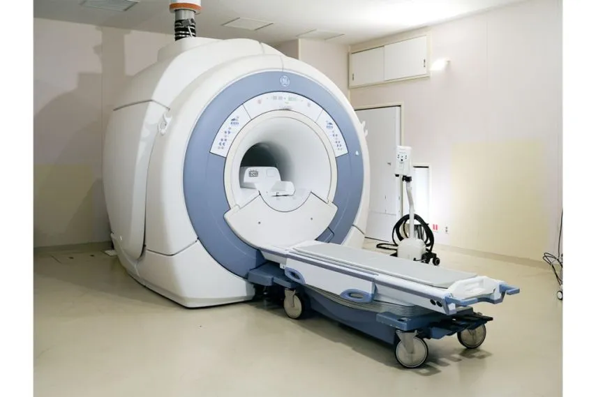 MRI 검사를 받아 본 사람들의 공통적인 이야기.jpg