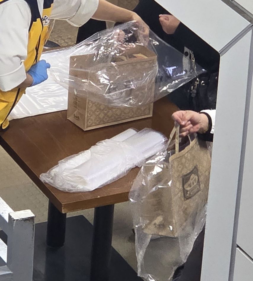 비오는날의 성심당 서비스