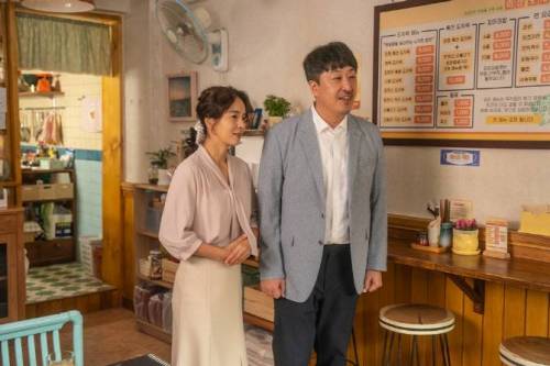 부부 역할 맡은 배우들의 실제 나이 차이
