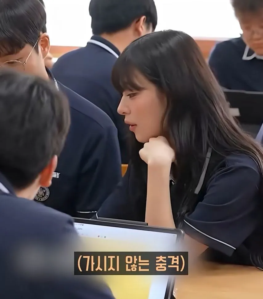 00년생이 요즘 학교에서 충격받은 이유.jpg