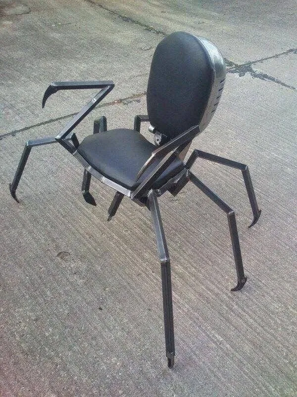안정감을 자랑하는 의자