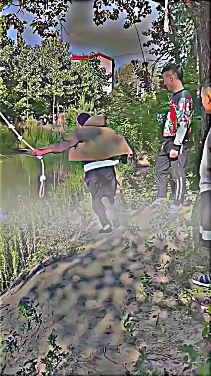 속고 속이는 .mp4