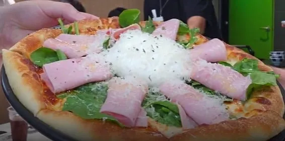 어느 인방 BJ가 이번에 오픈하는 피시방 음식퀄리티 ㄷㄷ