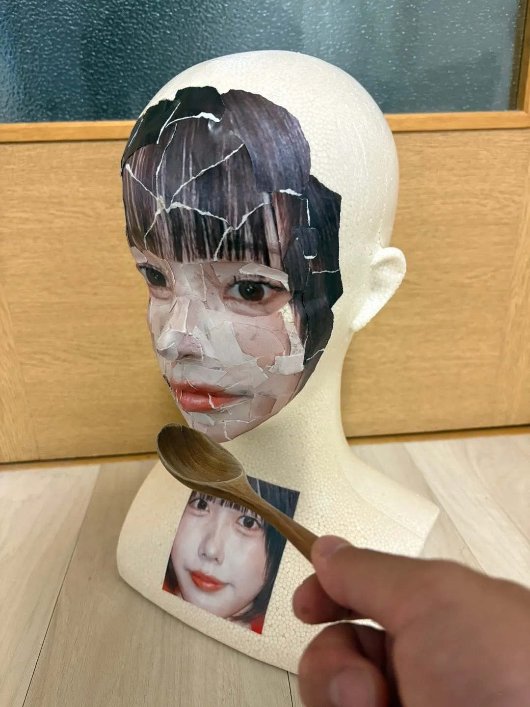 좋아하는 사람이나 좋아하는 연예인을 집에서 매일 만나는 방법을 만든 일본인 . Jpg