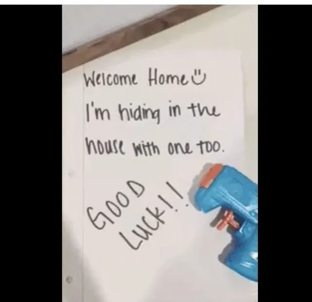 파병 갔다 복귀한 남편을 맞이하는 아내