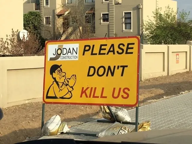 전세계의 오싹한 표지판들과 그 해설