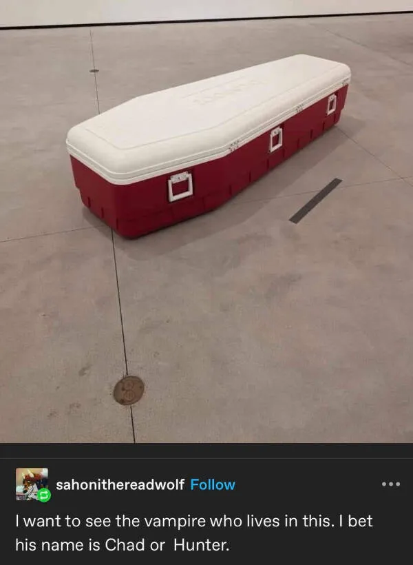 아이스박스 디자인이 어째...