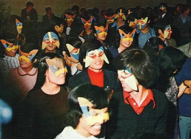 1970년대 대학교 축제 모습.jpg