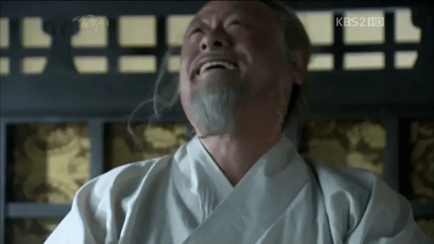 와인보관함 선물 받았는데 와인이 없네요 ㅡㅡ