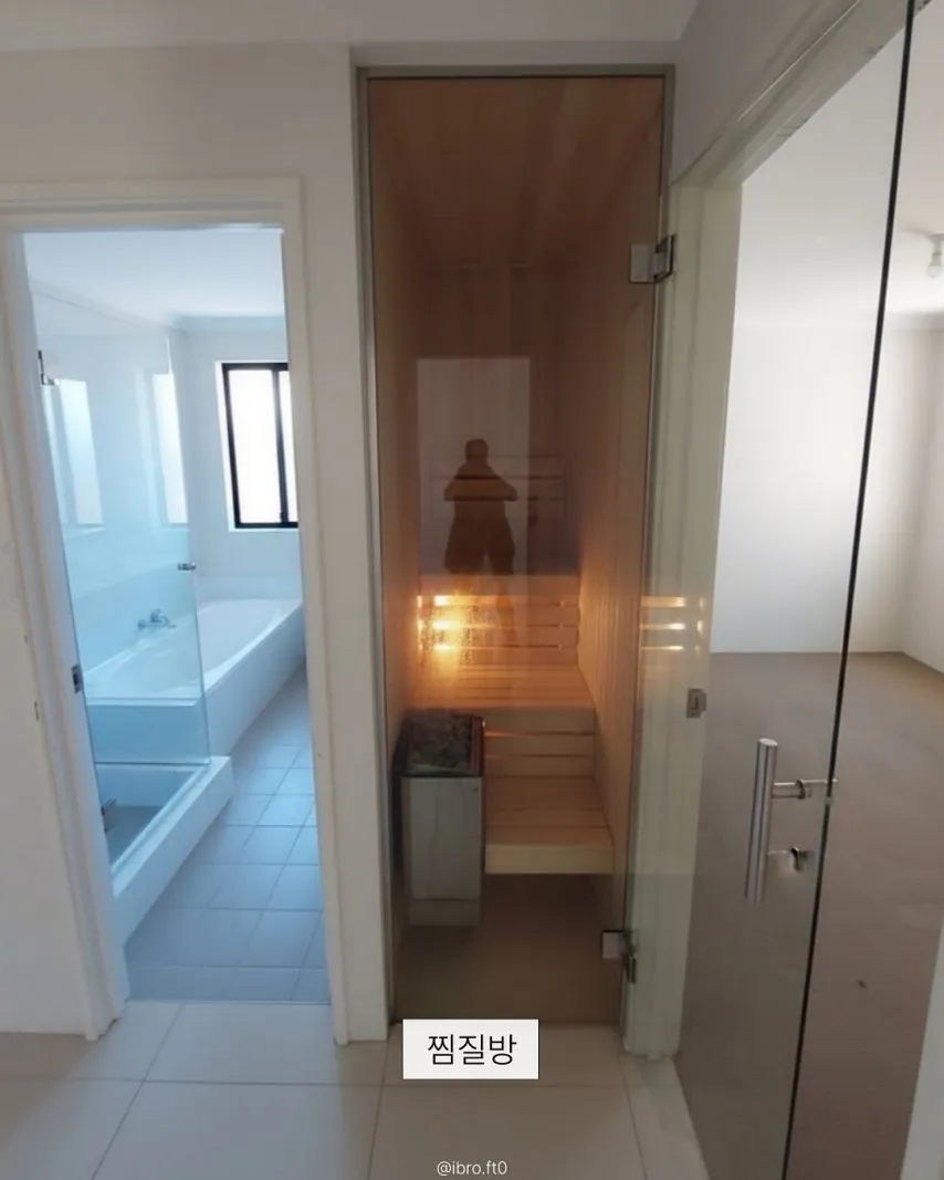 집안 애매한 공간 활용법.jpg