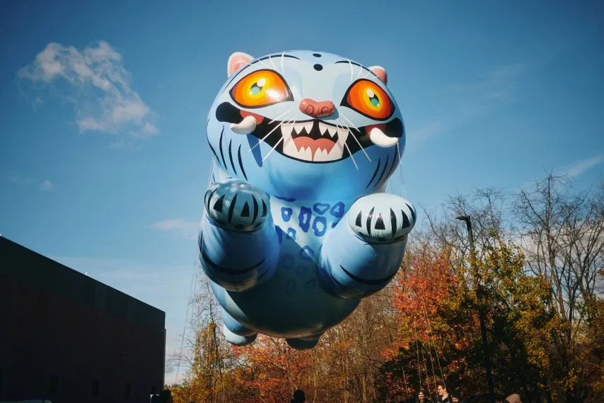 미국 추수감사절 퍼레이드에 등장 예정인 케데헌 더피와 서씨