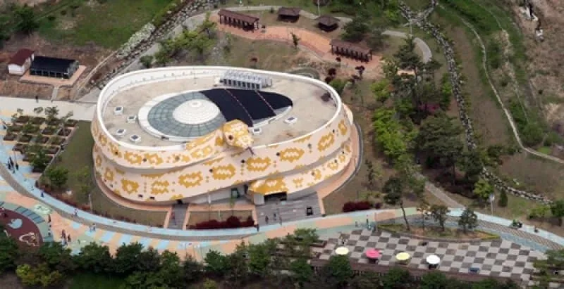 시골 파충류 박물관 디자인 레전드