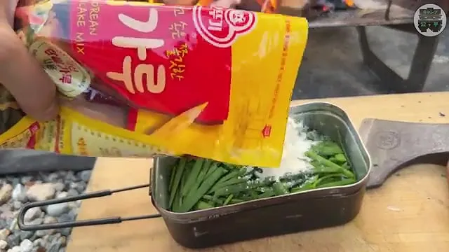 캠핑장에서 한식?을 해먹는 일본인