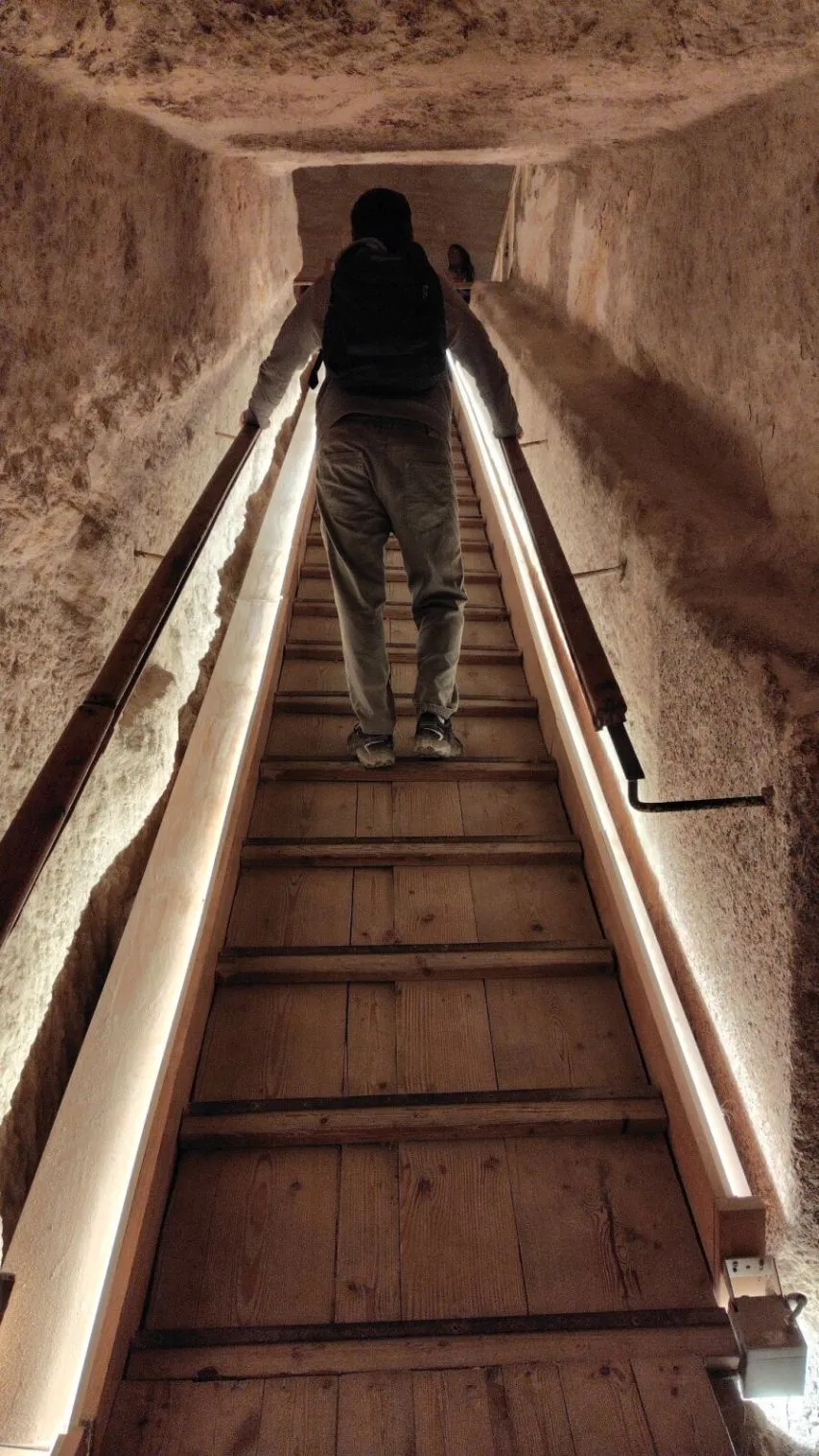 요즘 이집트 피라미드 내부 근황