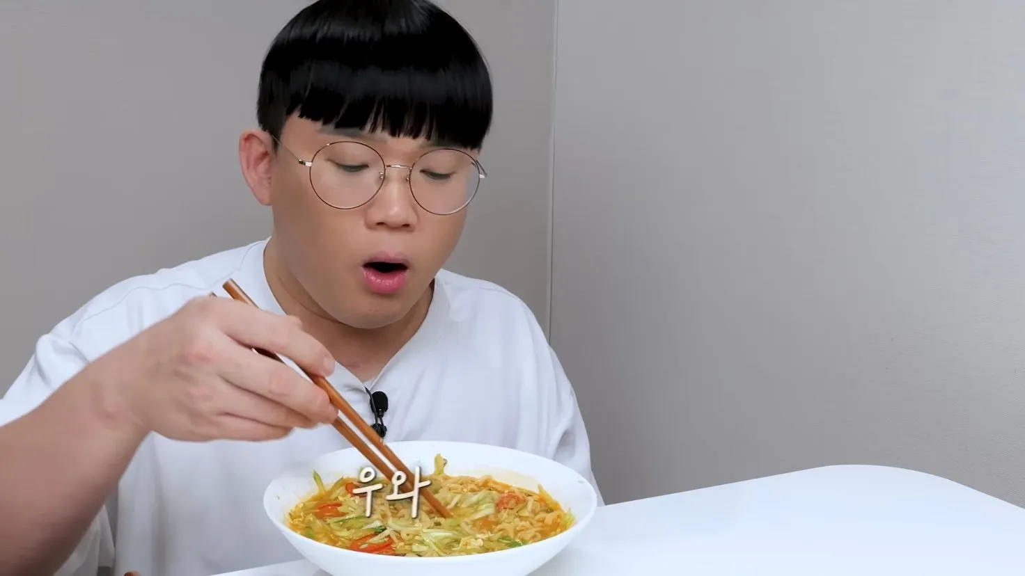 임짱의 오이라면을 직접 만들어 먹은 유튜버.jpg