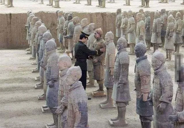 병마용 분장했다가 들킨 독일인