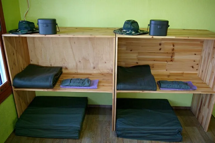 제주도 내무반 게스트 하우스.jpg