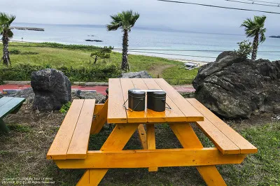 제주도 내무반 게스트 하우스.jpg